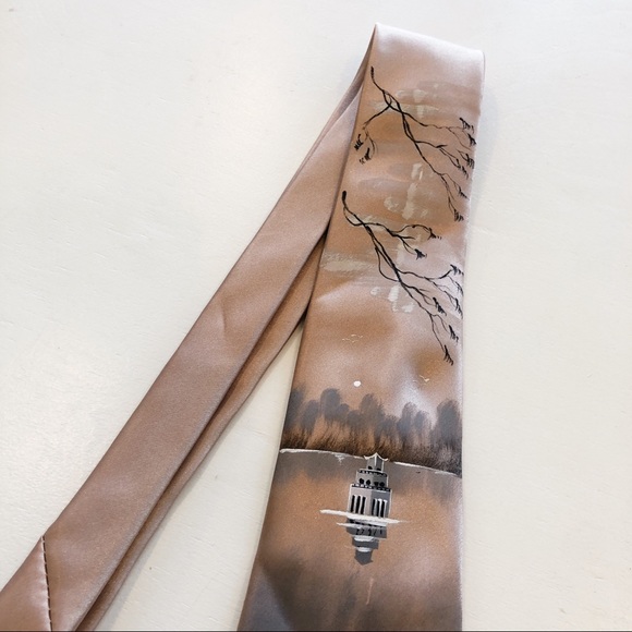 hand painted 100% silk champagne colored men's tie - Picture 3 of 6